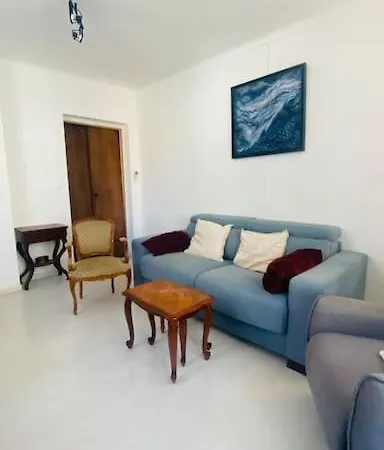 Centre 2 Pieces 50m2 Climatise Super Equipe Appartement *